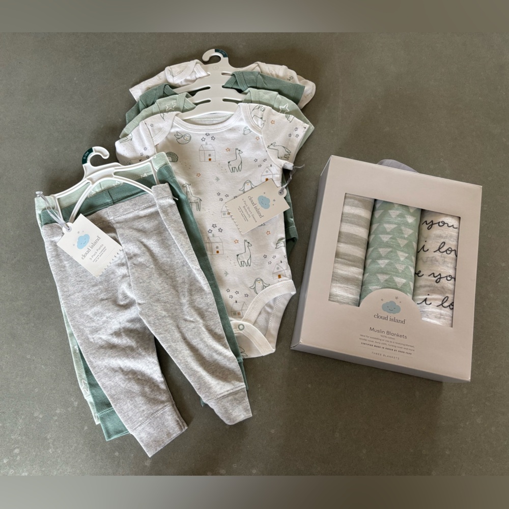 Cloud Island 0-3 months and Swaddles